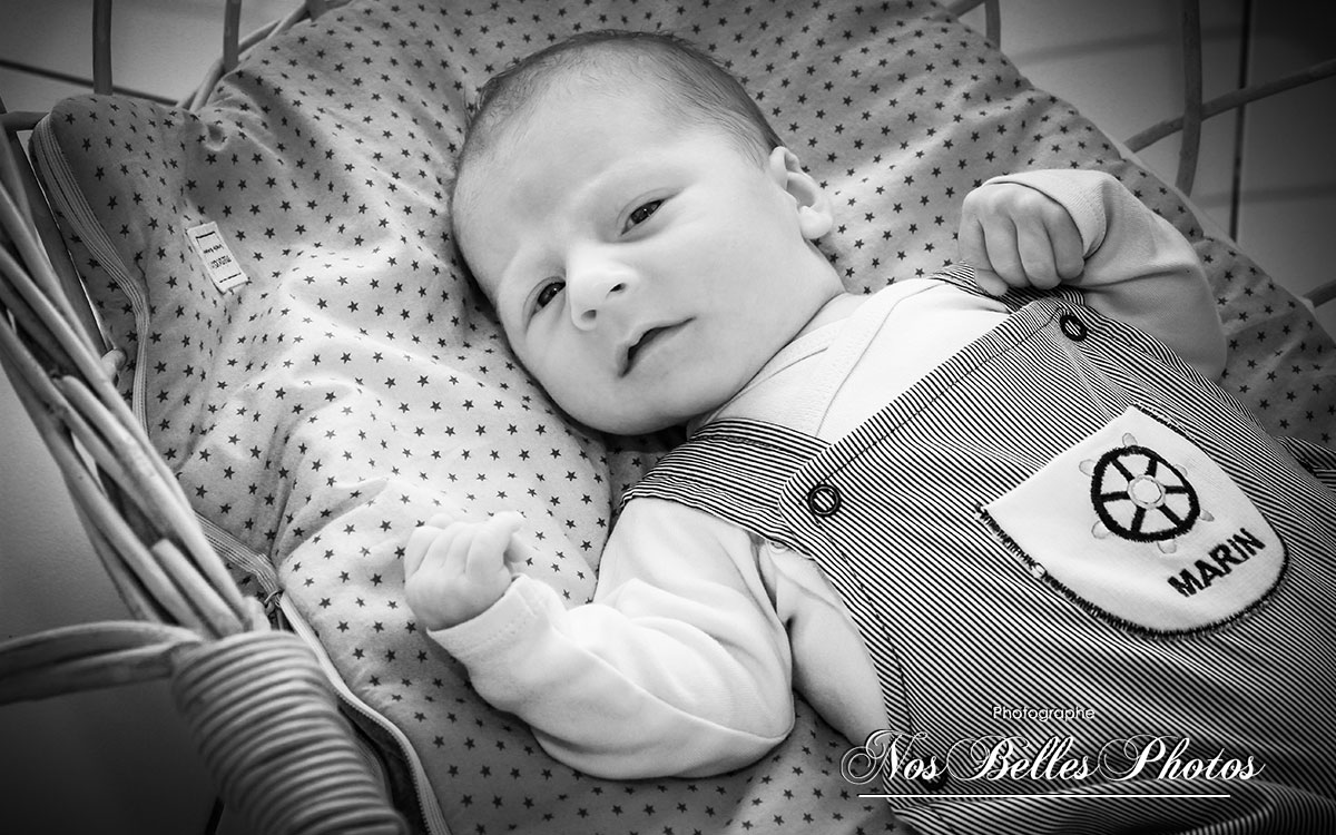 Shooting photo bébé à domicile Verneuil-sur-Seine Yvelines, séance photo nouveau-né à domicile Verneuil-sur-Seine Yvelines