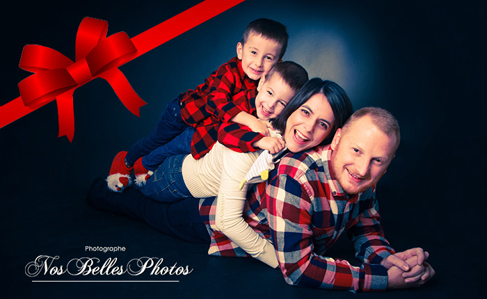 Cadeau pour famille, cadeau photo famille en studio aux Mureaux