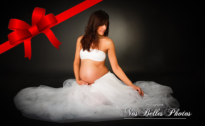 Photographe studio aux Mureaux en Yvelines, cadeau photo pour grossesse en studio
