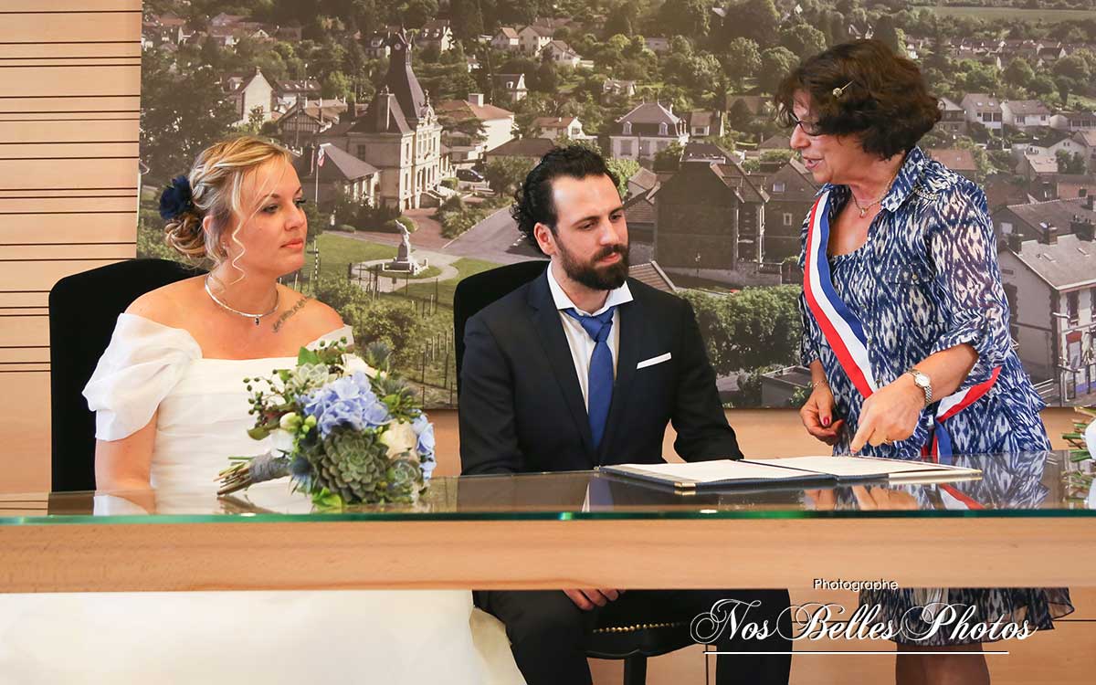 Photographe de mariage à Juziers en Yvelines, photo de cérémonie civile mariage dans le 78