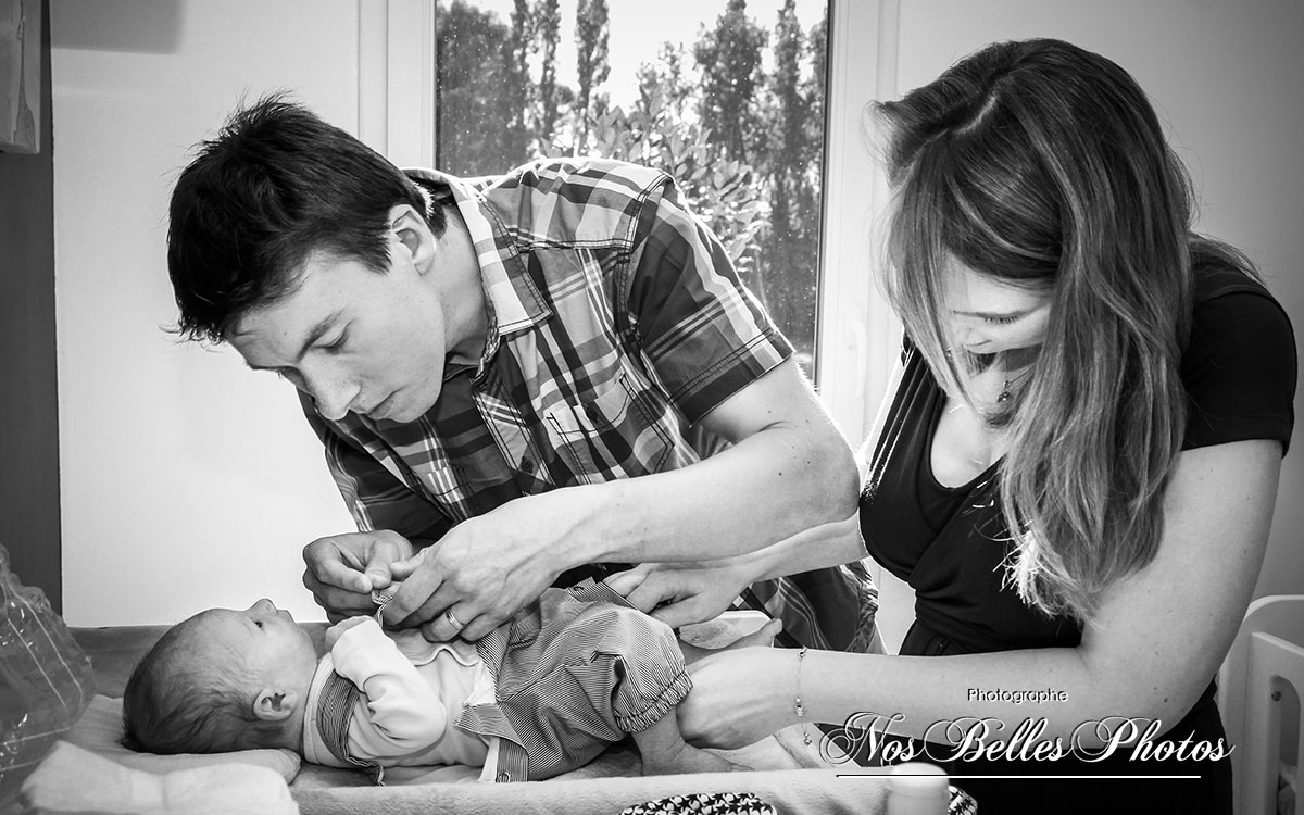 Shooting photo bébé à domicile Chapet Yvelines, séance photo nouveau-né à domicile Chapet Yvelines