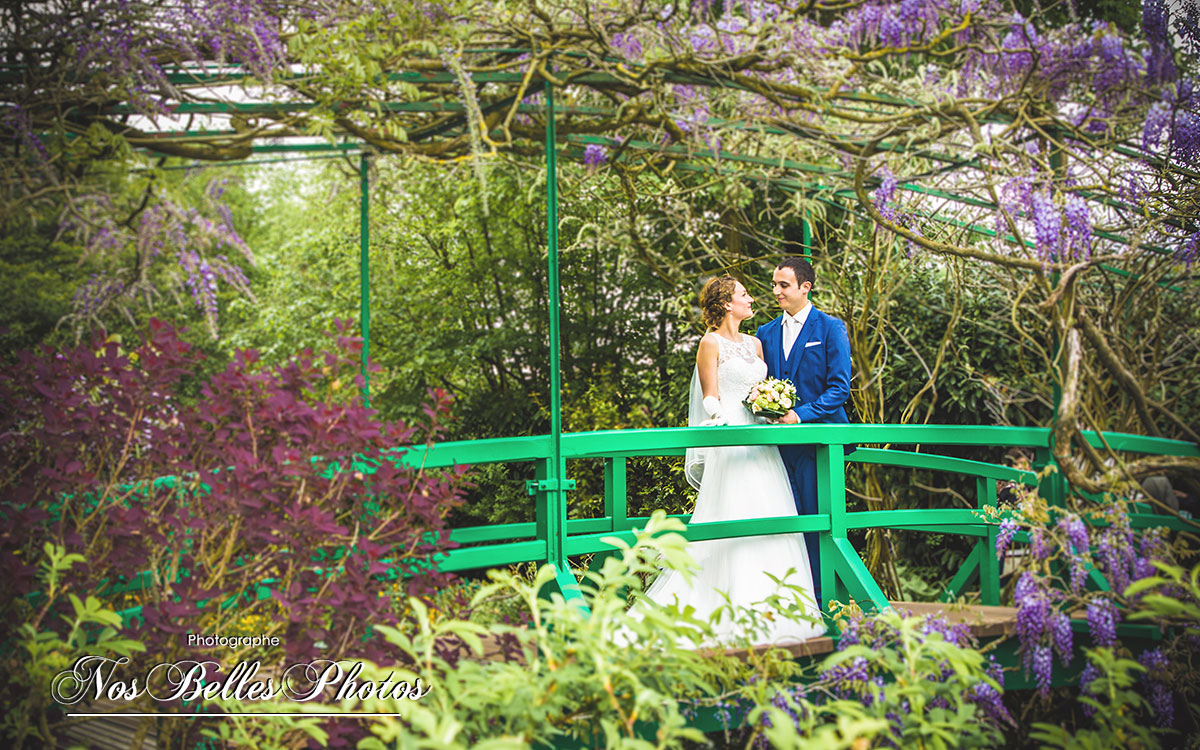 Shooting photo mariage au jardin Claude Monet à Giverny en Normandie