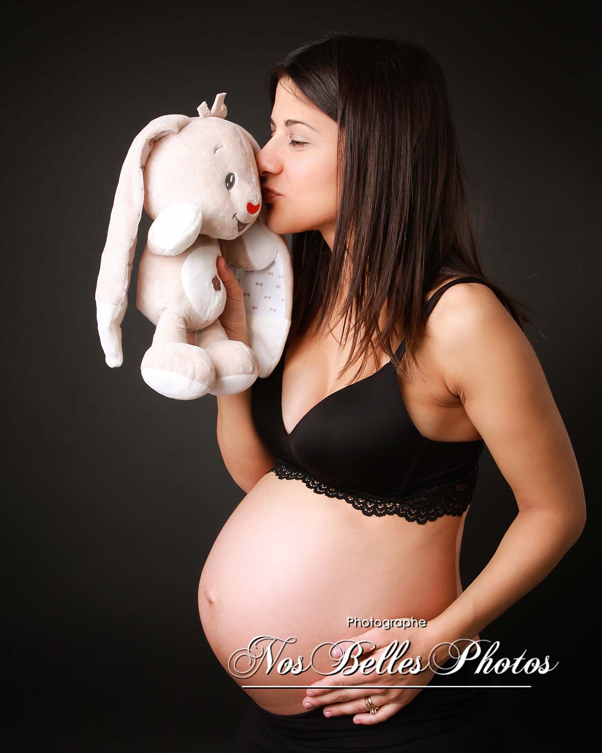 Photo grossesse femme enceinte studio aux Mureaux en Yvelines 78