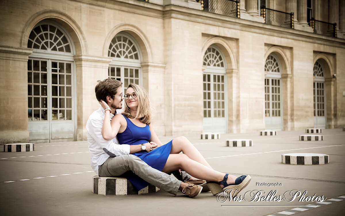 Photo Save the Date engagement avant mariage Paris