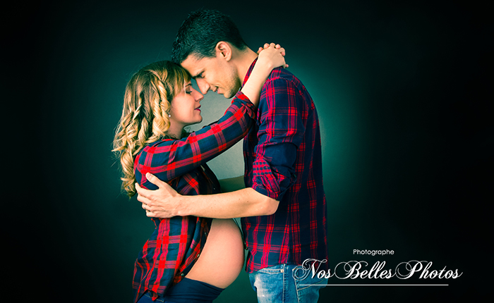Photographe grossesse studio aux Mureaux