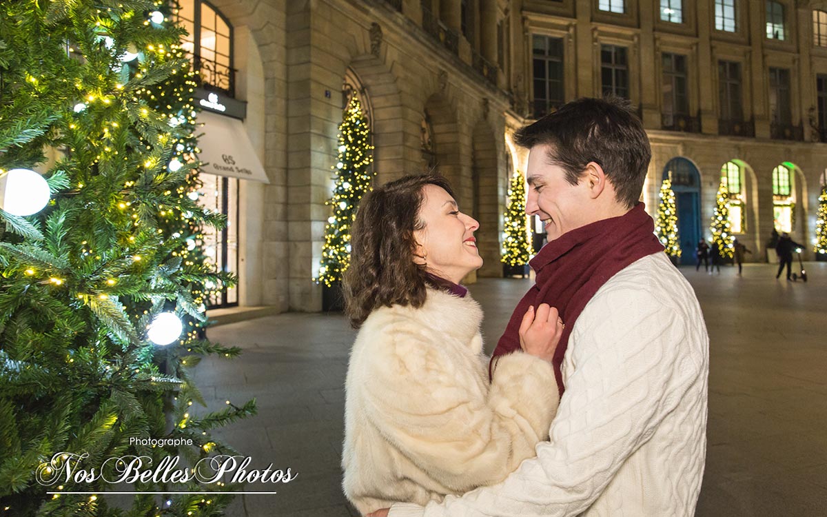 Photo couple voyage de noce Paris