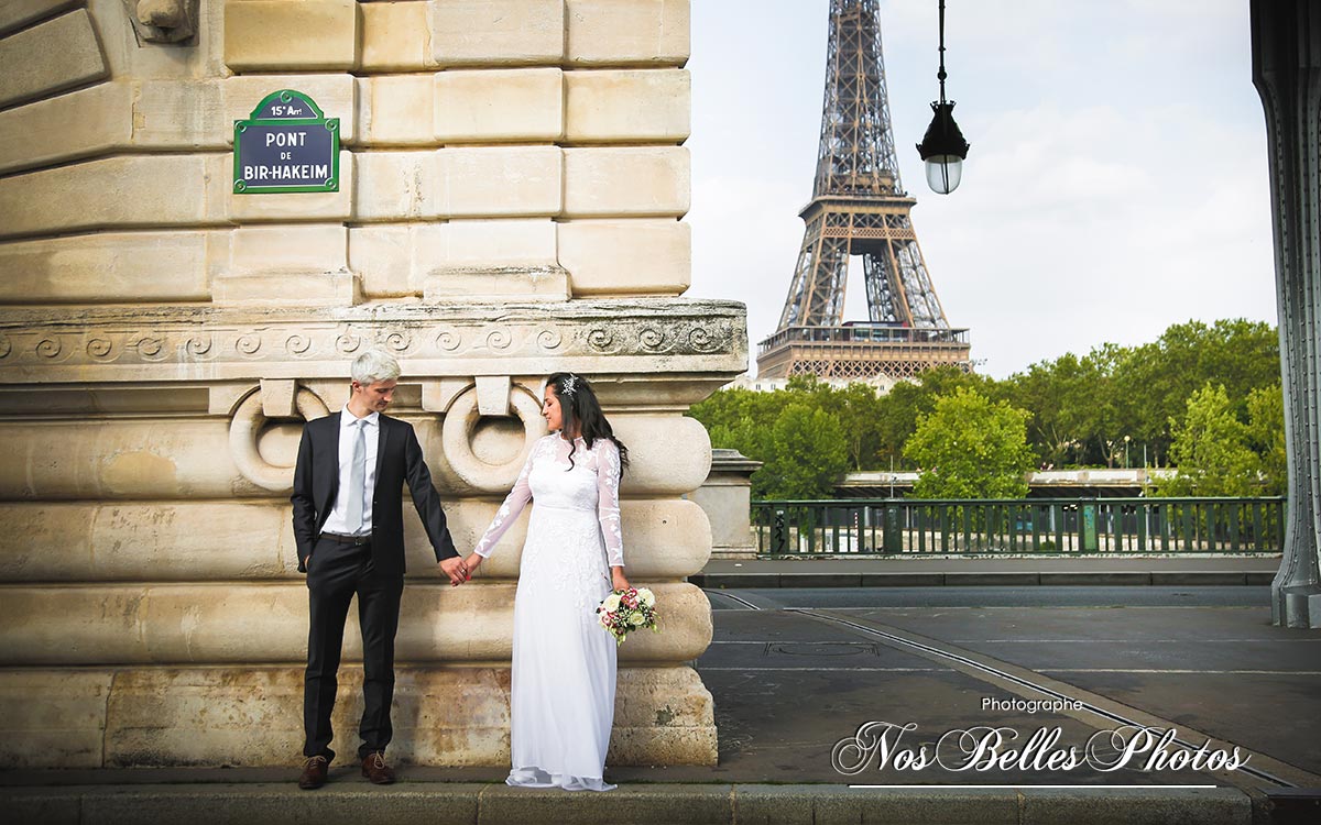Paris after wedding photoshoot Pont Bir-Hakeim