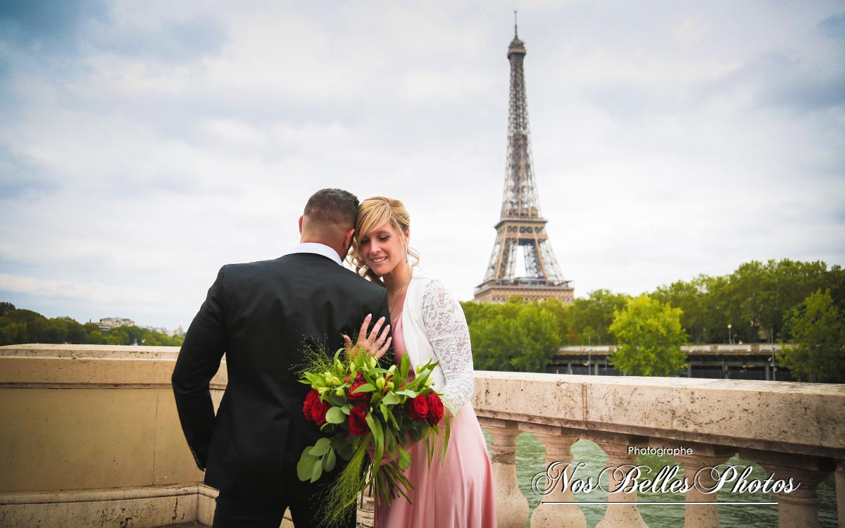 Pre-wedding photo session in Paris