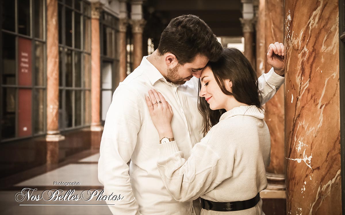 Séance photo engagement Paris, photographe engagement Paris