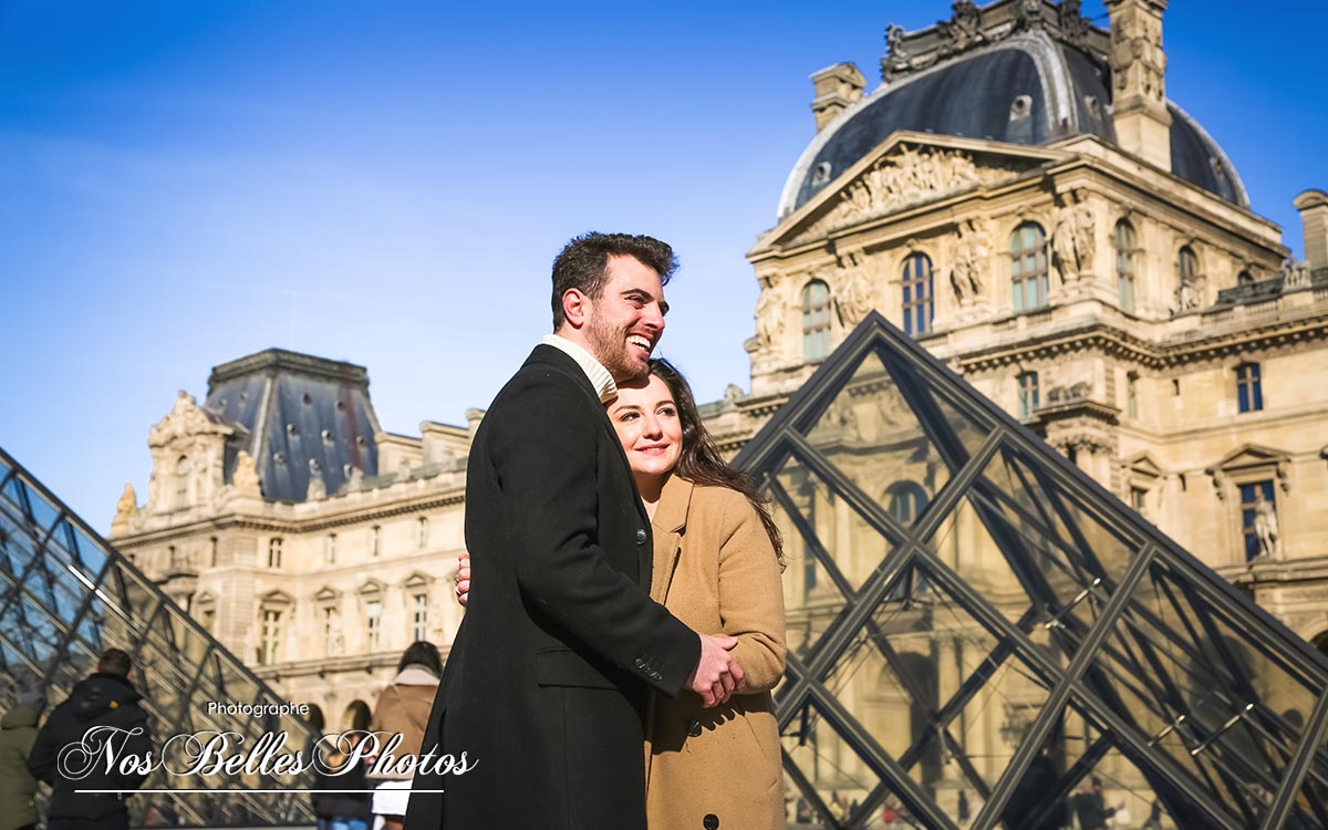 Séance photo au Louvre à Paris, photographe Paris