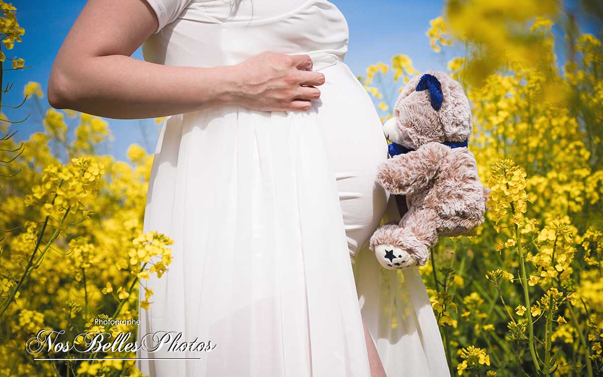Photographe de grossesse Verneuil-sur-Seine, shooting photo grossesse, séance photo grossesse Verneuil-sur-Seine