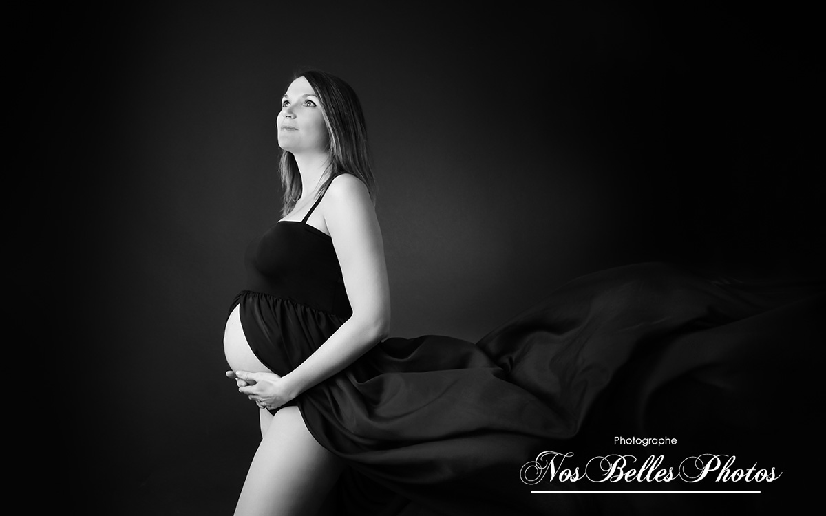 Photo de grossesse femme enceinte Mantes-la-Jolie